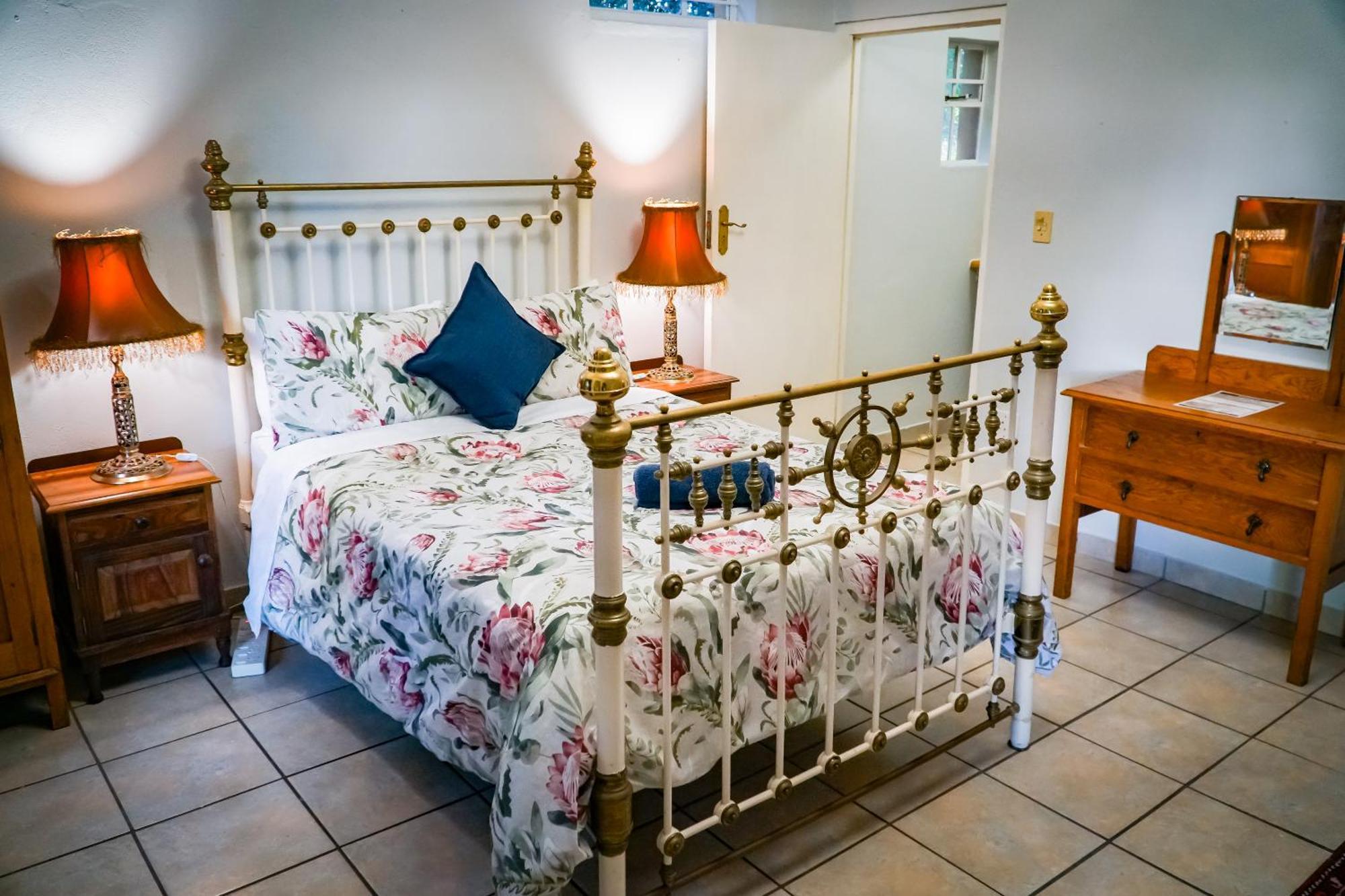 Outentique Accommodation Oudtshoorn Ruang foto