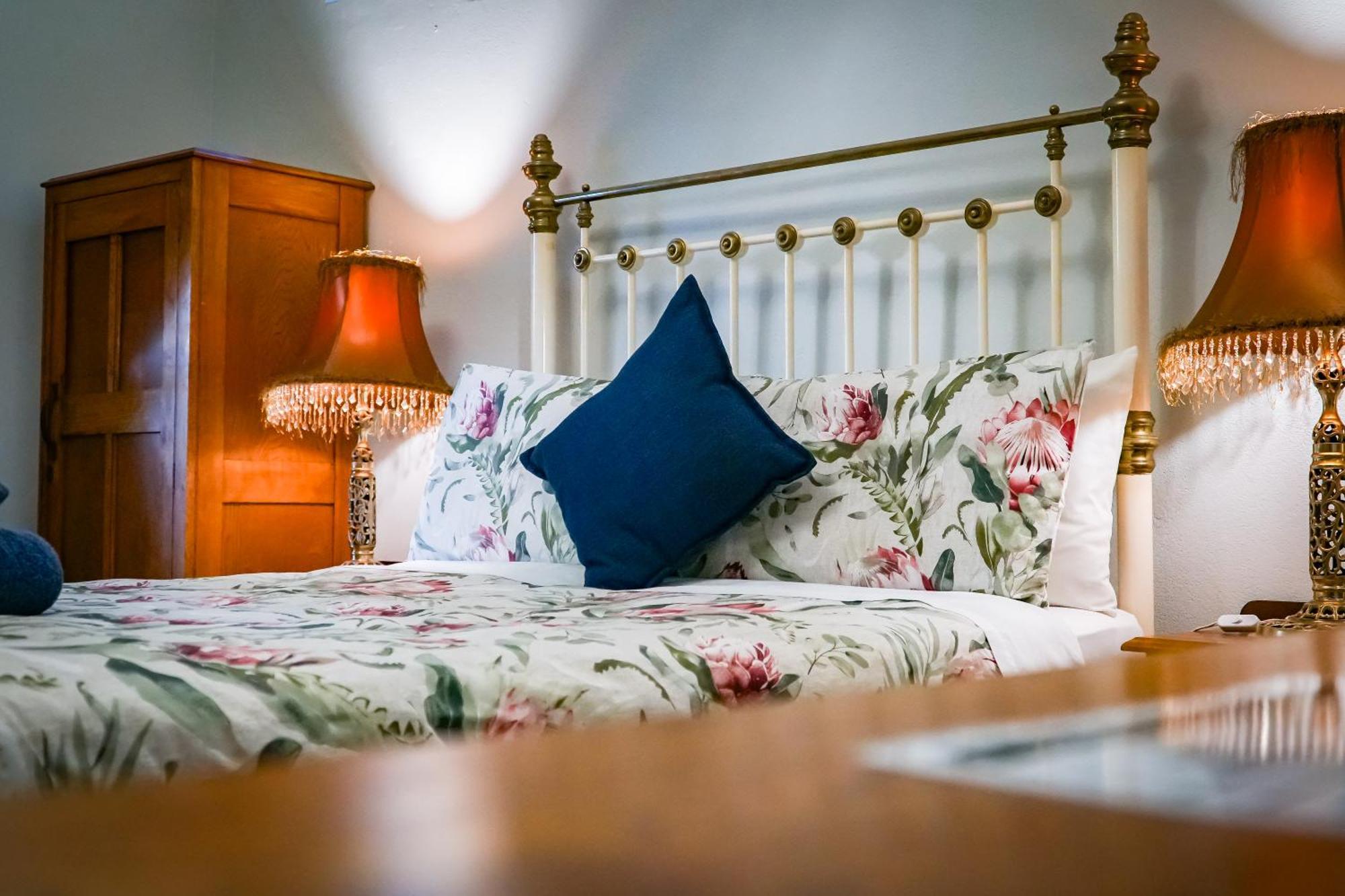 Outentique Accommodation Oudtshoorn Ruang foto